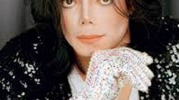 Nueva denuncia contra Michael Jackson por abusos sexuales