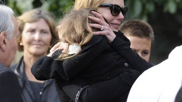 Nicole Kidman acude al funeral de su padre