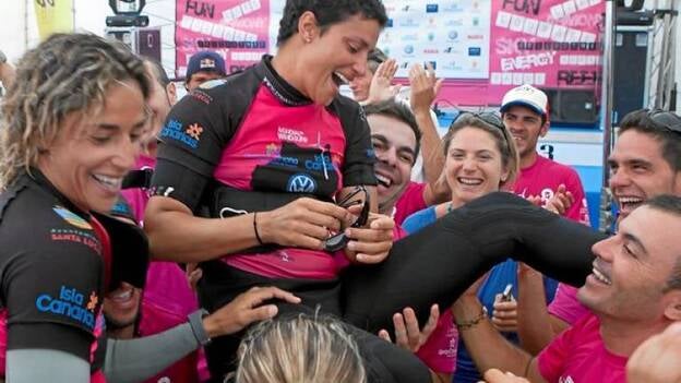 Santa Lucía cría campeones