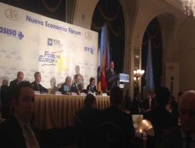 Rivero dice que el petróleo "no encaja" en Canarias