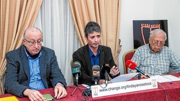 Más de 60.000 firmas contra Tindaya que el Gobierno desoye