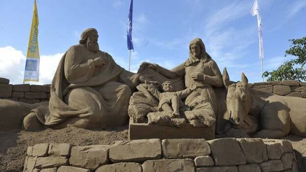Arte navideño en la playa de Las Canteras