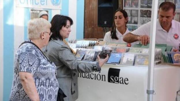 La música canaria sale a la calle para convertirse en regalo navideño
