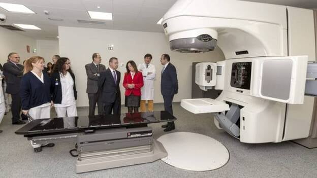 El Doctor Negrín pone en servicio su cuarto acelerador para radioterapia
