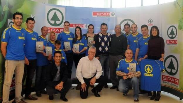 SPAR Gran Canaria regala la historia de Germán Dévora a sus seguidores