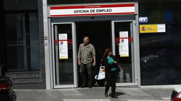 Canarias termina 2014 con una bajada del paro del 6 % y 20.000 nuevos empleos