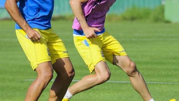 El derbi ya se empieza a jugar en los despachos