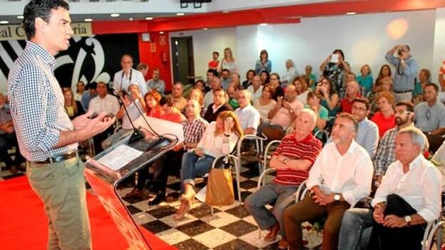 Hernández irá a Ferraz si se le imponen las listas del PSC