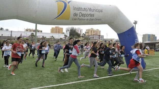 Carrera escolar solidaria