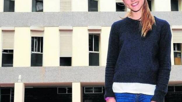 Amancio Ortega beca a una grancanaria para irse a EE UU