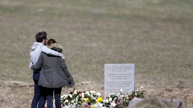 Lufthansa reserva 279 millones para indemnizar a familiares de víctimas del vuelo de Germanwings
