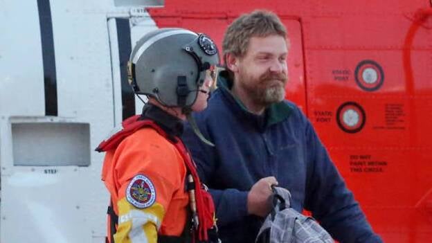 Rescatan a un hombre que estuvo 66 días a la deriva en alta mar