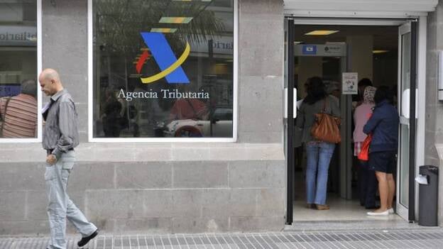 Hacienda recibe el 38 % más de declaraciones del IRPF en las primeras horas