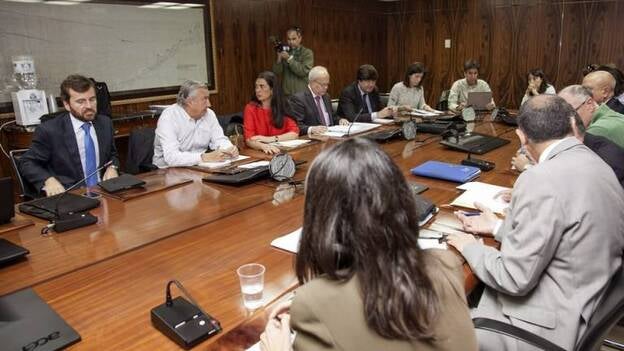 Un robot intentará llegar el lunes al pesquero, a 2.400 metros de profundidad