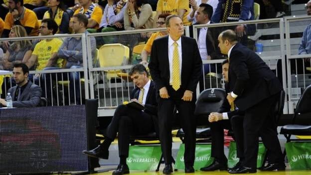 García Reneses: «La frustración ha podido con nosotros»