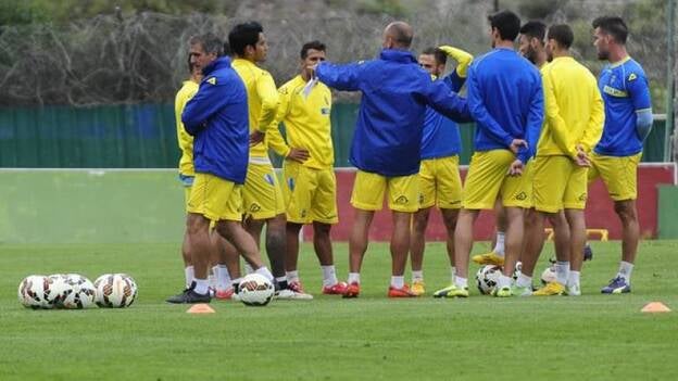 Intensidad y balón para recibir al Sabadell