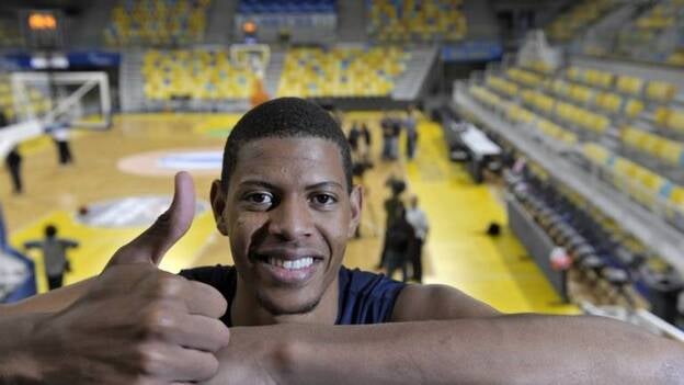 Un derbi y mucho más en juego