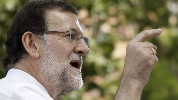 Rajoy: Con Aguirre y Cifuentes la gente "será más feliz"