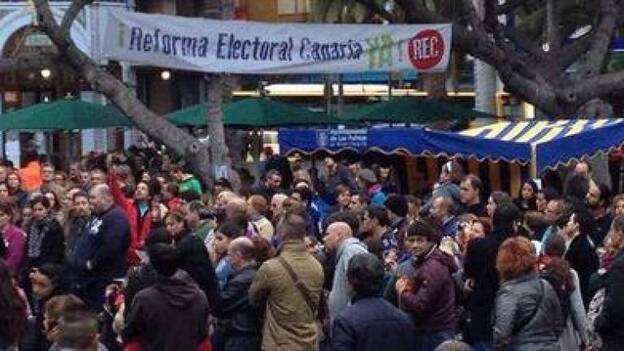 Una campaña busca firmas contra el sistema electoral