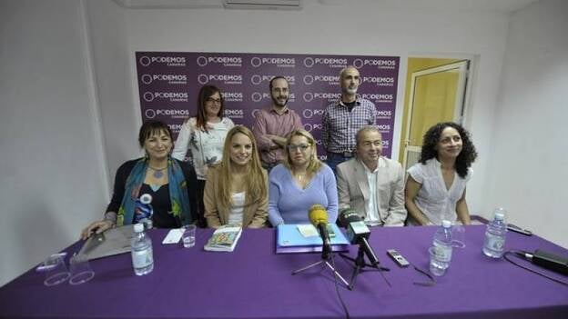 Los diputados de Podemos cobrarán solo 1.900 euros