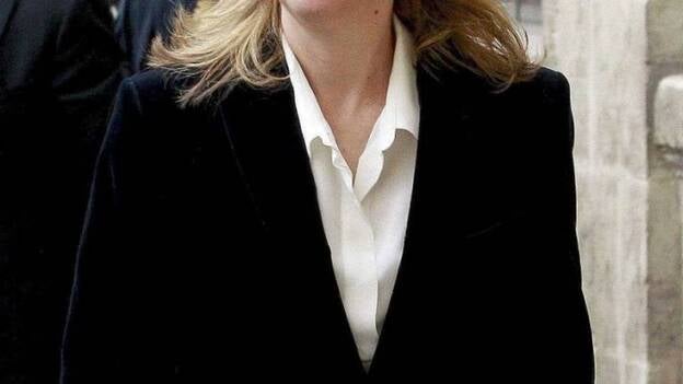 Cristina corrige al rey: fue ella la que pidió dejar de ser duquesa