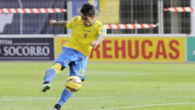 La UD comprará el viernes a Araújo y hará seis fichajes