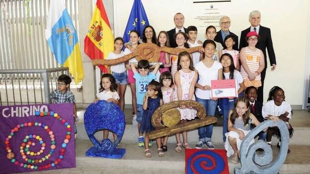 Chirino da nombre a un colegio en Siete Palmas