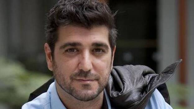 Antonio Orozco da un concierto en directo para embriones que están en incubadoras