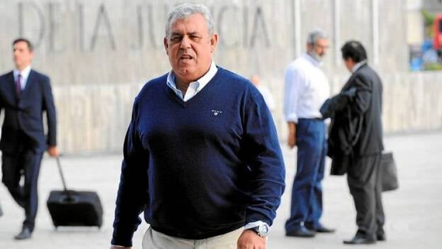 La Audiencia decreta busca y captura de Mena para que ingrese en la cárcel