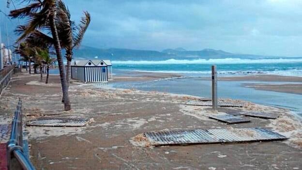 La subida del nivel del mar amenaza las playas canarias