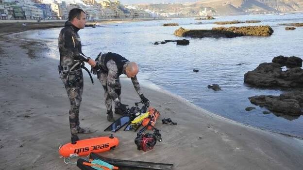 El 'Fotosub' vuelve a Las Canteras para captar los fondos marinos