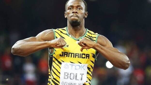 Bolt vuelve a superar a Gatlin