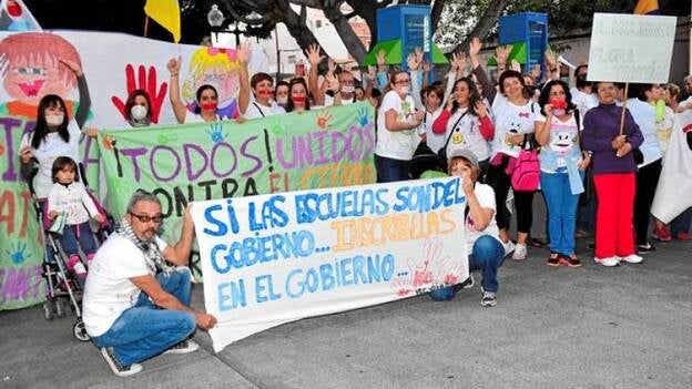 El pacto convoca una mesa jurídica sobre las guarderías