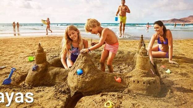 El Ayuntamiento pide al Gobierno de Canarias que no promocione otras islas con fotos de Las Canteras