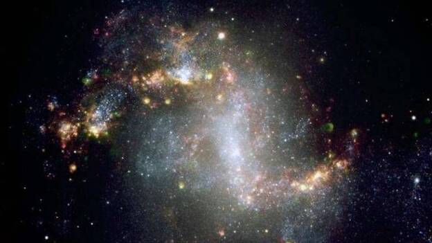 Astrónomos identifican un nueva clase de agujero negro