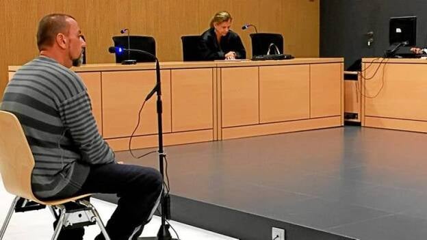 Reconoce que violó a su hijastra y el fiscal pide para él 15 años de cárcel