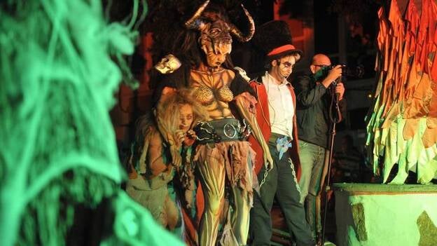 El perro venció al santo