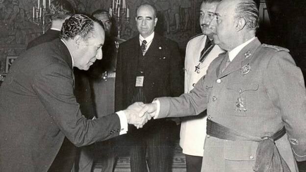 El dictador Franco es desde 1936 Hijo Adoptivo de la ciudad