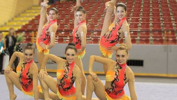 El equipo español de gimnasia rítmica brindará con Freixenet esta Navidad