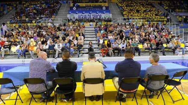 Más de 1.000 espectadores suben el Parinacota