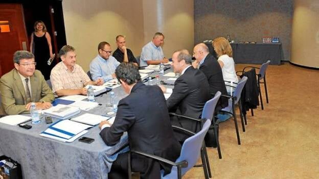 El patronato toma las riendas del teatro y del auditorio