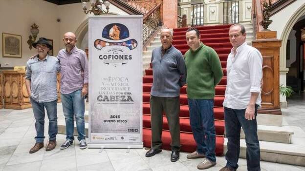 Los Gofiones ofrecen "un viaje emocional a los cincuenta" en "Por una cabeza"