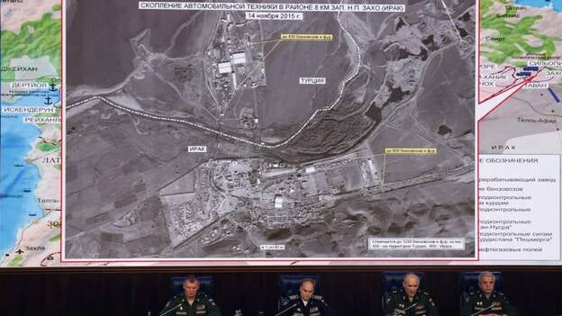 Rusia acusa a Erdogan y a su familia de beneficiarse del petróleo del EI