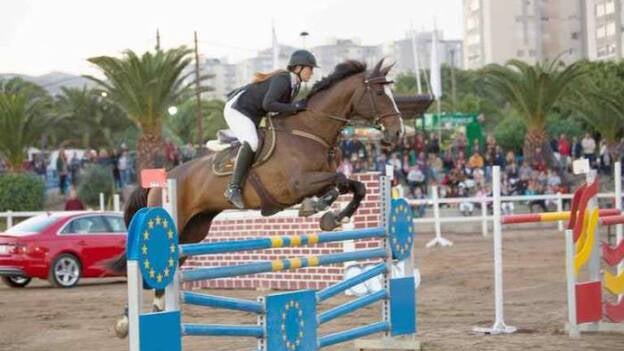 Carmelo Ruiz conquista la victoria en la prueba de saltos