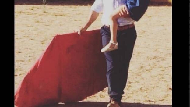 Varios toreros apoyan a "Paquirri" y publican fotos toreando con sus hijos