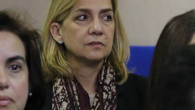 La infanta Cristina seguirá en el banquillo
