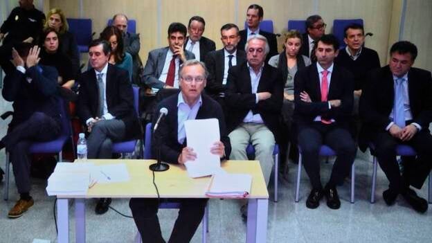 Tejeiro: "La infanta y Urdangarin tenían en nómina a trabajadores ficticios"