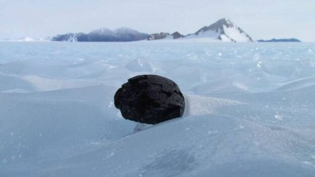 Los meteoritos ocultos en la Antártida guardan secretos del sistema solar