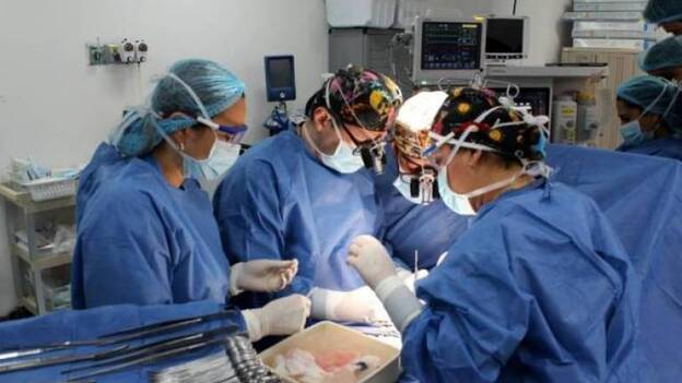 Un soldado herido, primer hombre que recibe un trasplante de pene en Estados Unidos