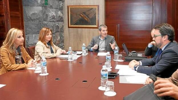 El PP retrata su apoyo a la ley de Clavijo